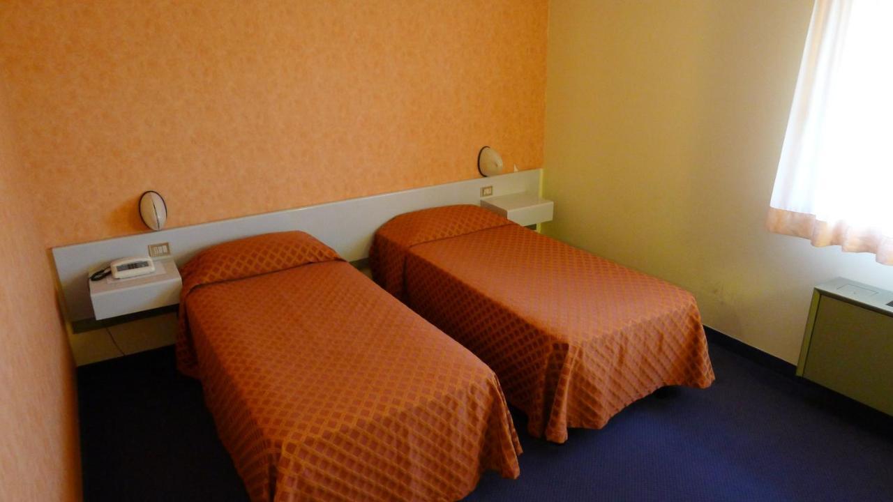 Hotel Grassetti Piediripa Room photo